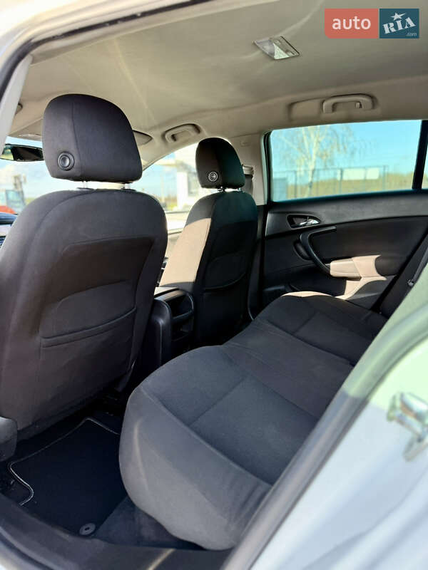 Универсал Opel Insignia 2016 в Новояворовске