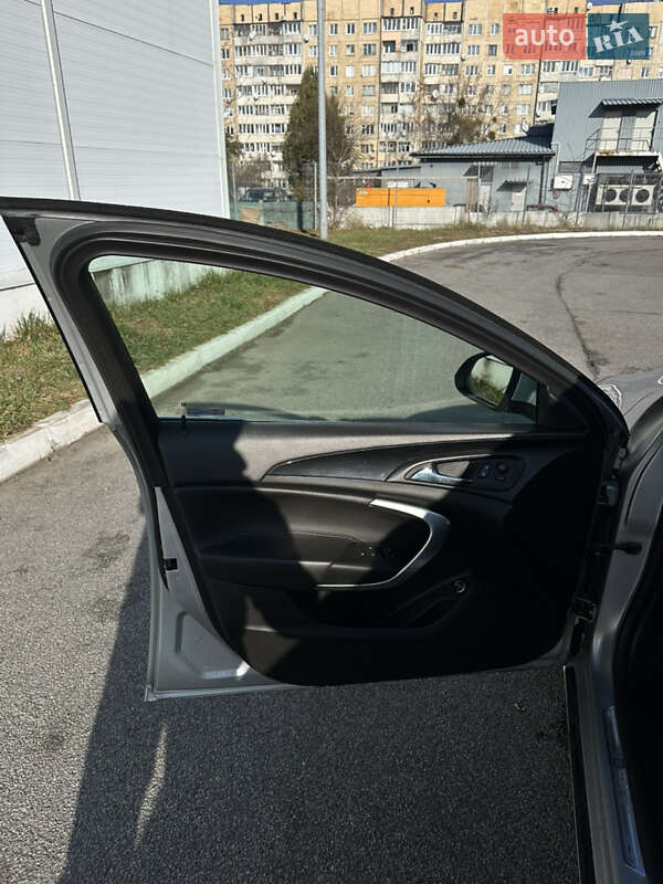 Универсал Opel Insignia 2015 в Львове фото 19 Универсал Opel Insignia 2015 в Львове