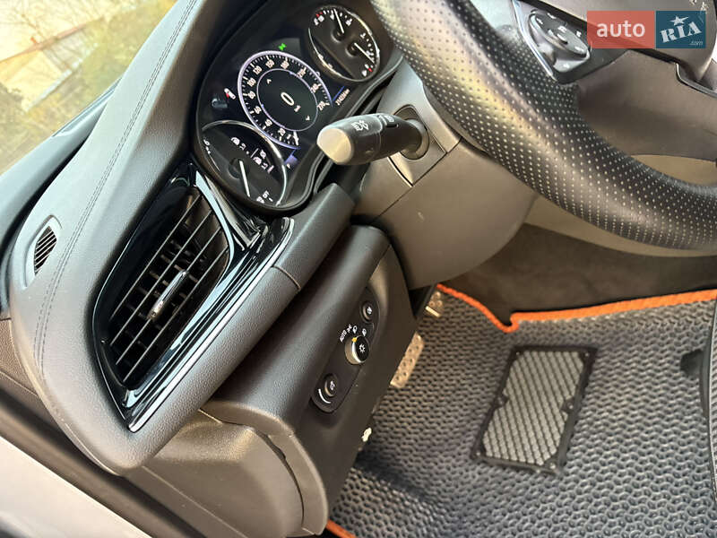 Универсал Opel Insignia 2018 в Бережанах