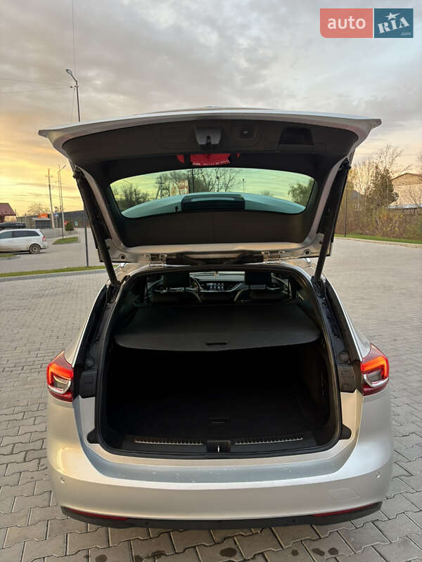 Универсал Opel Insignia 2018 в Бережанах