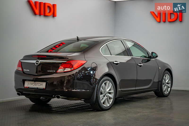 Седан Opel Insignia 2013 в Киеве