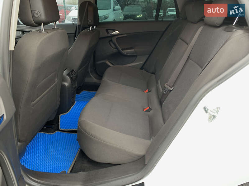 Універсал Opel Insignia 2014 в Бердичеві