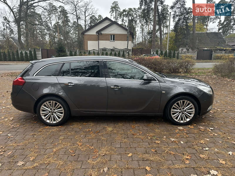 Универсал Opel Insignia 2011 в Ирпене
