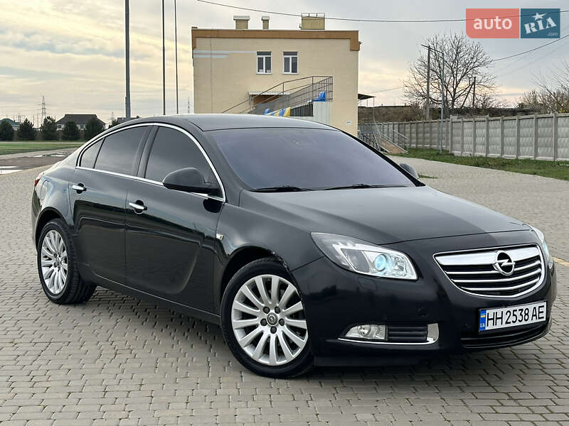 Седан Opel Insignia 2011 в Одессе