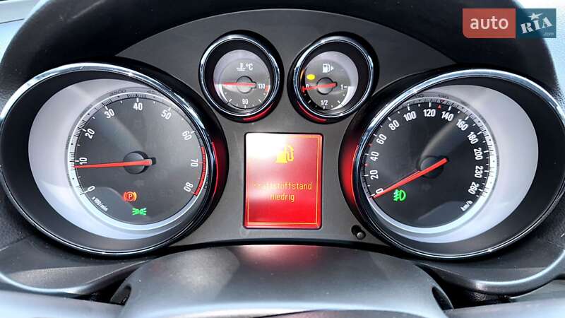 Універсал Opel Insignia 2010 в Луцьку