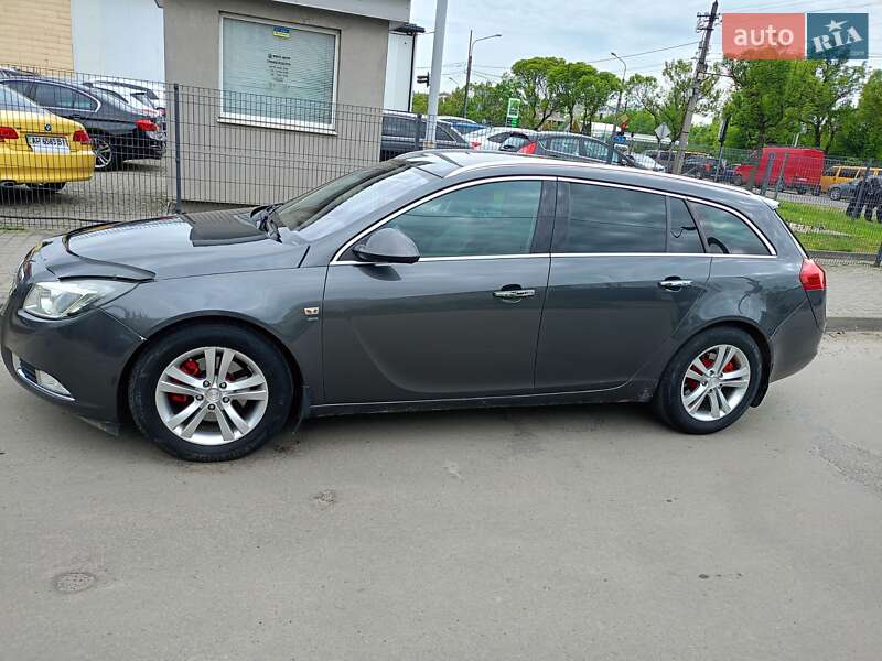 Универсал Opel Insignia 2011 в Ивано-Франковске