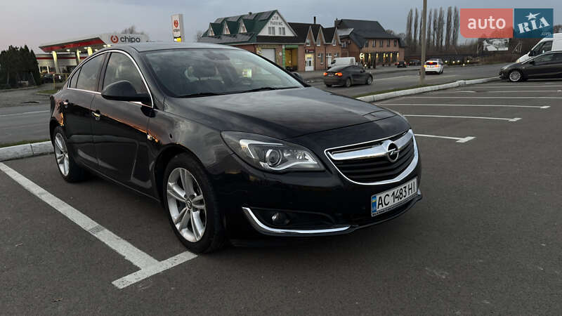 Ліфтбек Opel Insignia 2015 в Луцьку