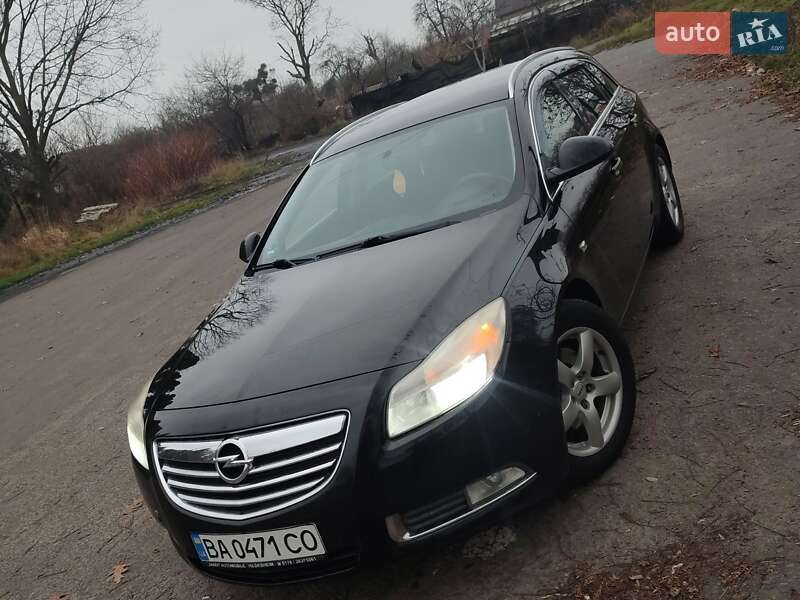 Універсал Opel Insignia 2010 в Шептицькому