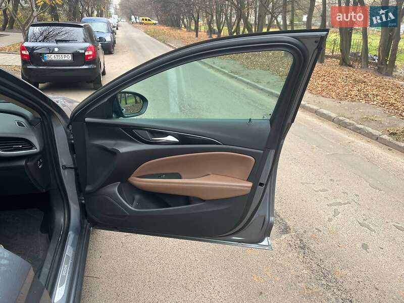 Лифтбек Opel Insignia 2019 в Львове
