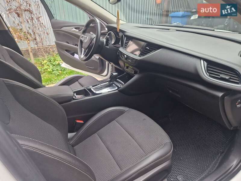 Универсал Opel Insignia 2018 в Ужгороде