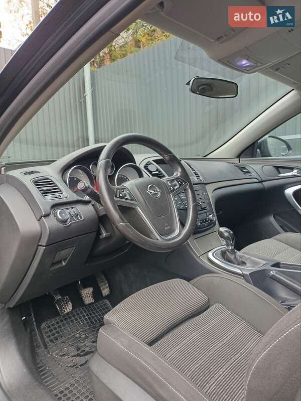 Універсал Opel Insignia 2013 в Львові