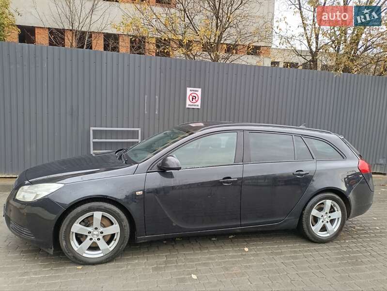 Універсал Opel Insignia 2013 в Львові