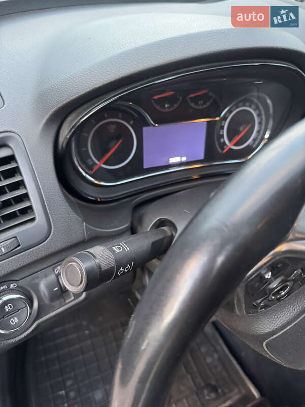 Универсал Opel Insignia 2014 в Кривом Роге