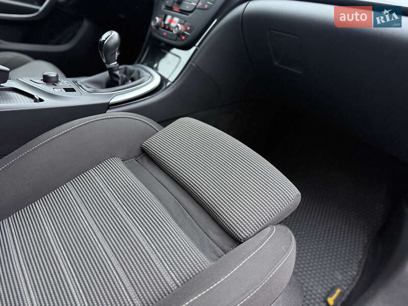 Універсал Opel Insignia 2010 в Борисполі