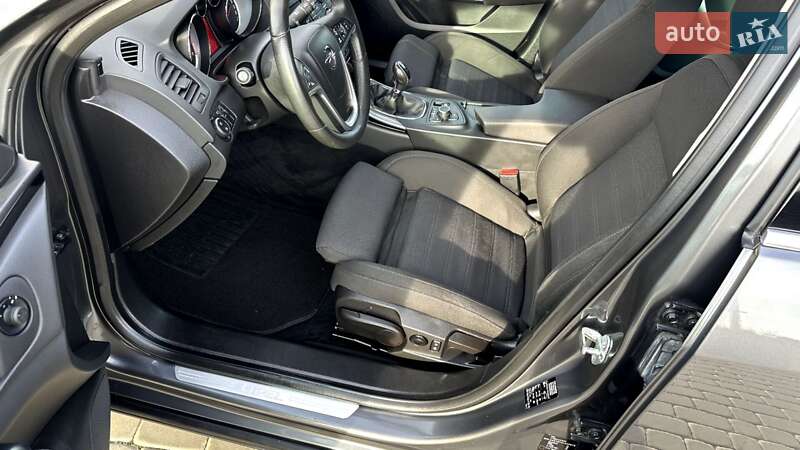 Універсал Opel Insignia 2009 в Луцьку