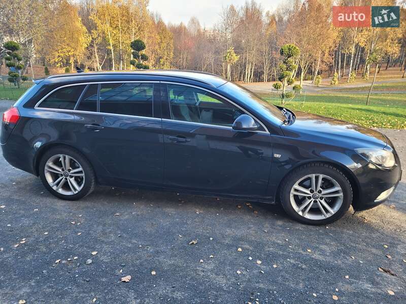 Универсал Opel Insignia 2010 в Хмельницком
