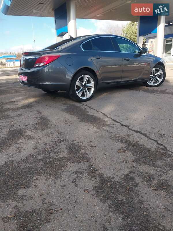 Лифтбек Opel Insignia 2009 в Владимире фото 15 Лифтбек Opel Insignia 2009 в Владимире