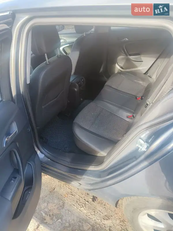 Opel Insignia 2014 VIN W0LGM8EM6E1125095 фото оголошення 2 з 47