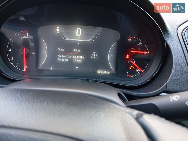 Лифтбек Opel Insignia 2015 в Киеве фото 10 Лифтбек Opel Insignia 2015 в Киеве