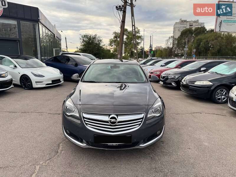 Универсал Opel Insignia 2014 в Запорожье