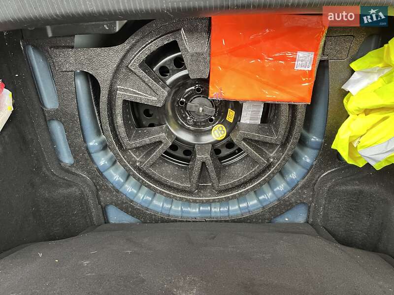 Универсал Opel Insignia 2020 в Золочеве