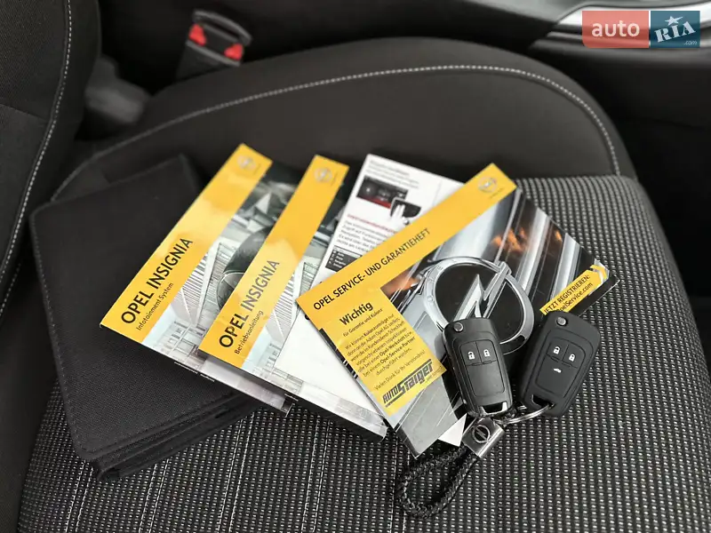 Универсал Opel Insignia 2013 в Киеве документ 2 фото Универсал Opel Insignia 2013 в Киеве документ