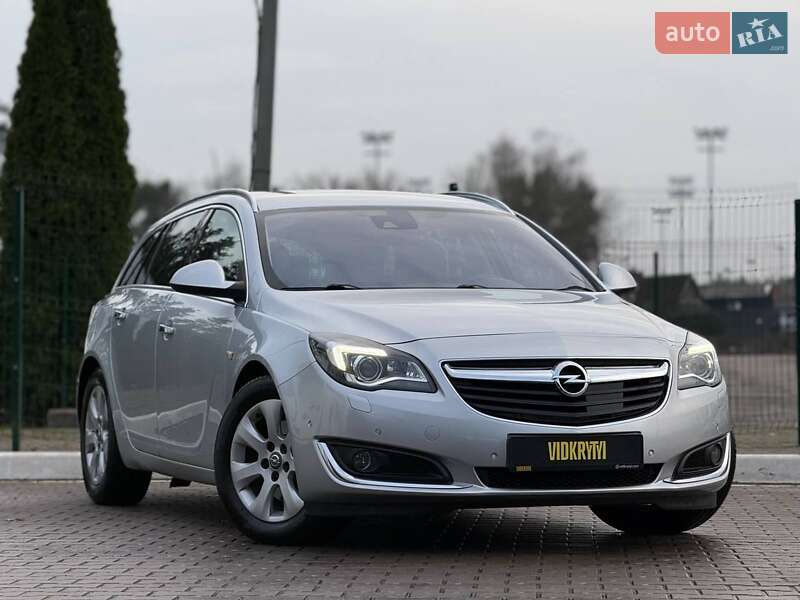 Универсал Opel Insignia 2016 в Киеве