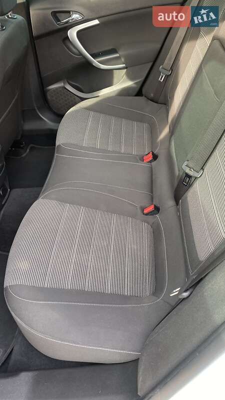 Универсал Opel Insignia 2012 в Киеве