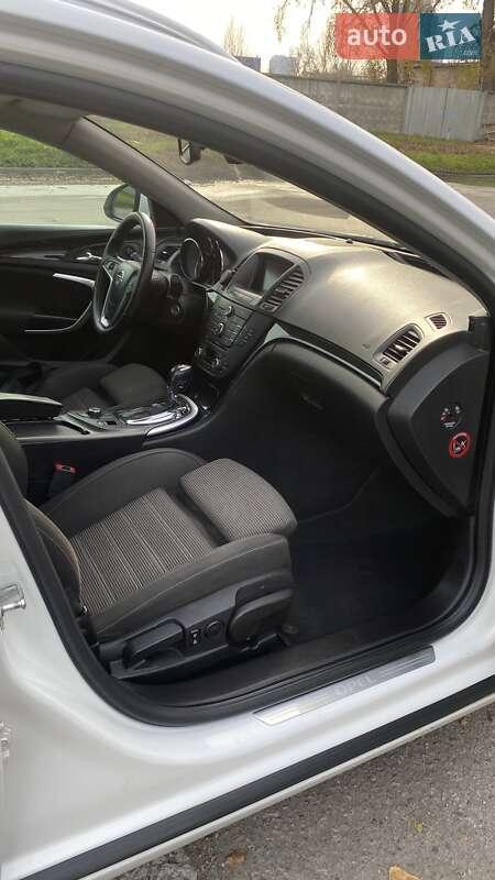 Универсал Opel Insignia 2012 в Киеве