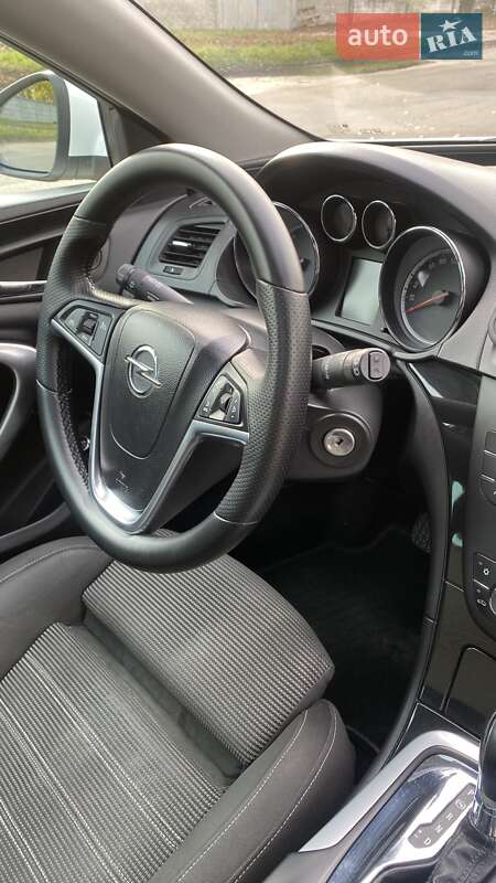 Универсал Opel Insignia 2012 в Киеве