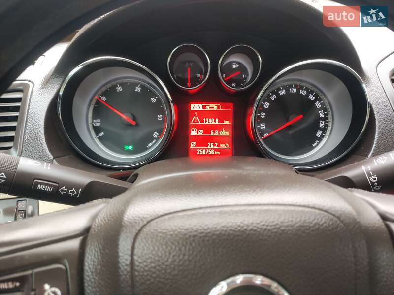 Универсал Opel Insignia 2012 в Ивано-Франковске