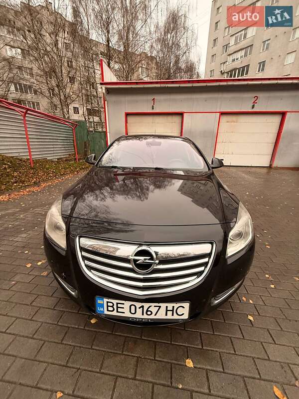 Седан Opel Insignia 2011 в Хмельницькому