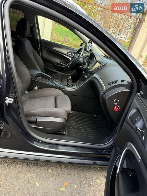 Универсал Opel Insignia 2014 в Черновцах