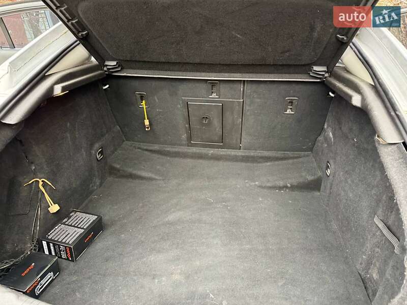 Седан Opel Insignia 2009 в Ивано-Франковске