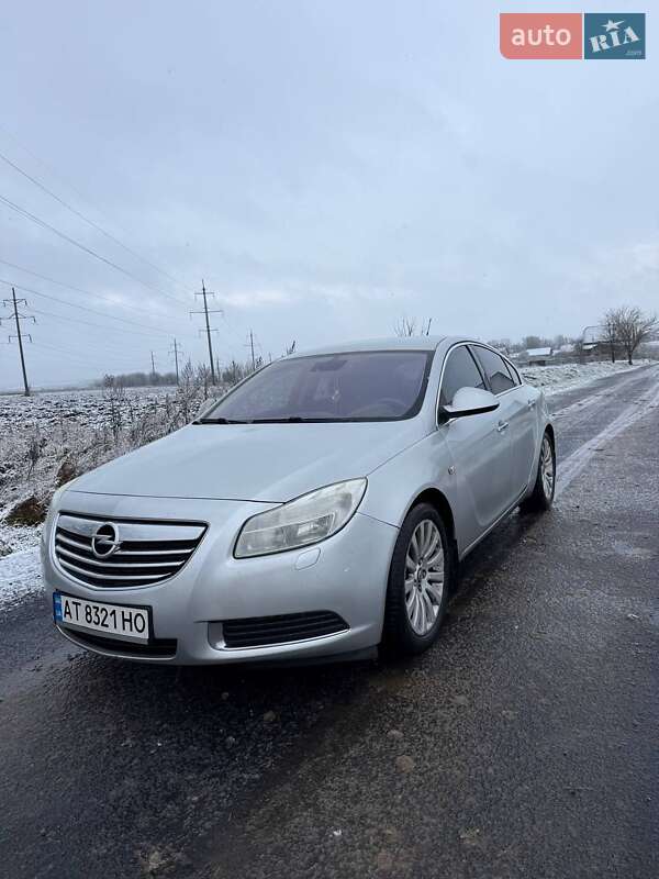 Седан Opel Insignia 2009 в Ивано-Франковске