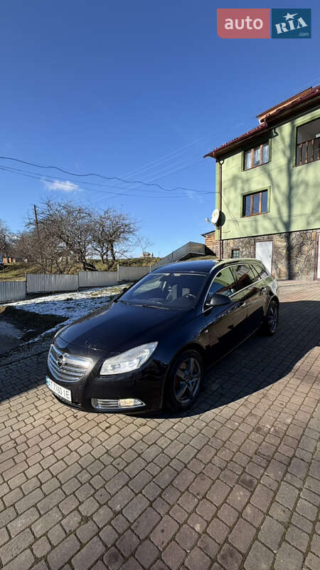 Універсал Opel Insignia 2011 в Коломиї