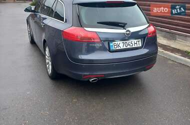 Універсал Opel Insignia 2009 в Рівному