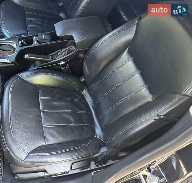 Седан Opel Insignia 2009 в Киеве