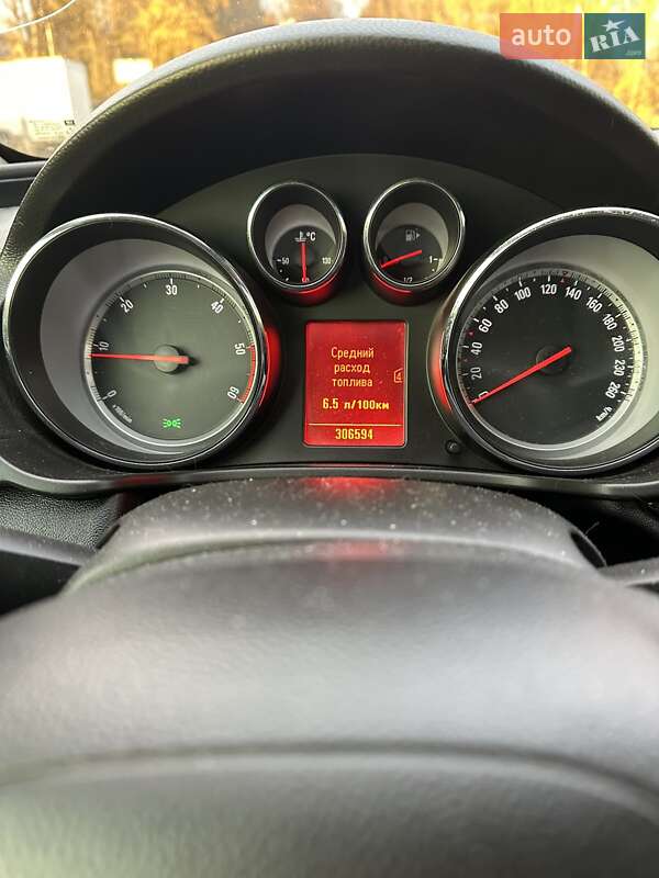 Универсал Opel Insignia 2010 в Львове