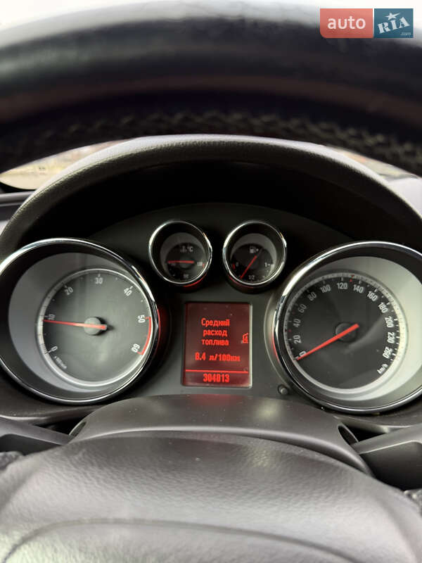 Универсал Opel Insignia 2010 в Коломые