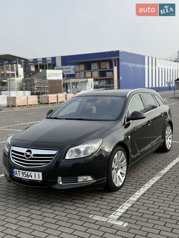 Универсал Opel Insignia 2010 в Коломые