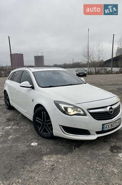 Универсал Opel Insignia 2014 в Киеве