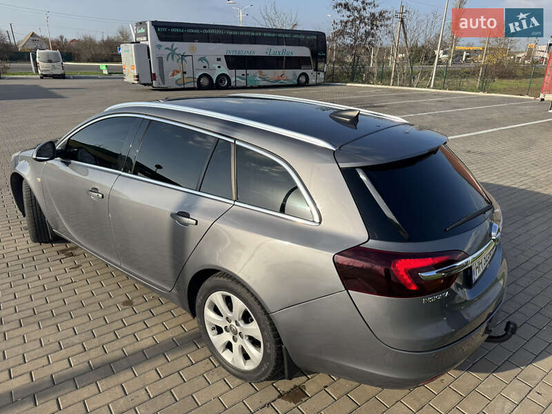 Универсал Opel Insignia 2015 в Измаиле