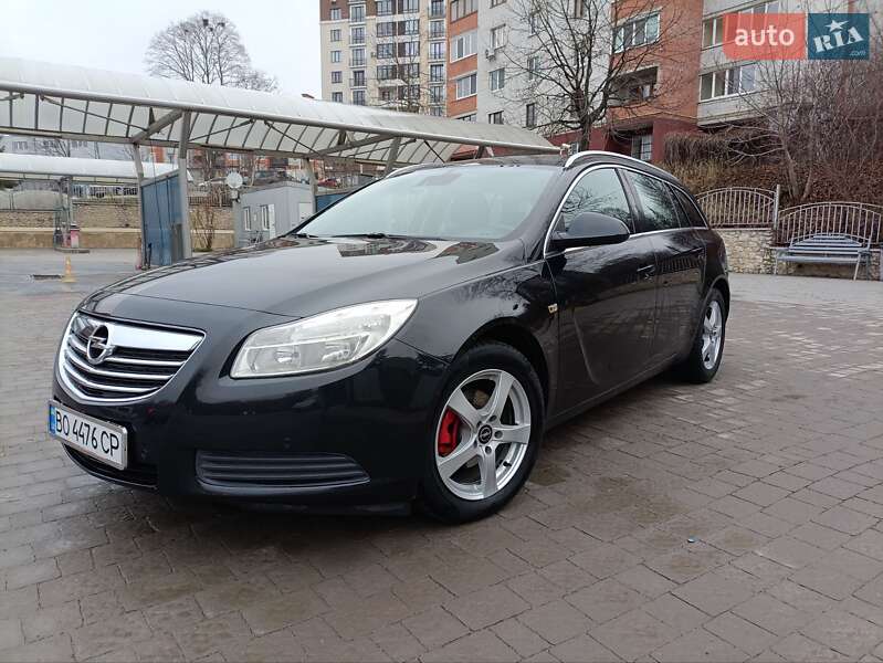 Универсал Opel Insignia 2010 в Тернополе