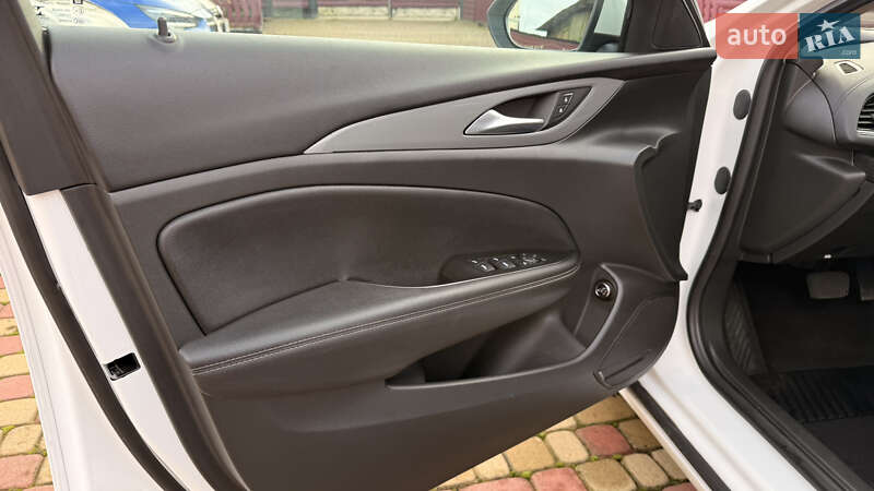 Универсал Opel Insignia 2019 в Хмельницком