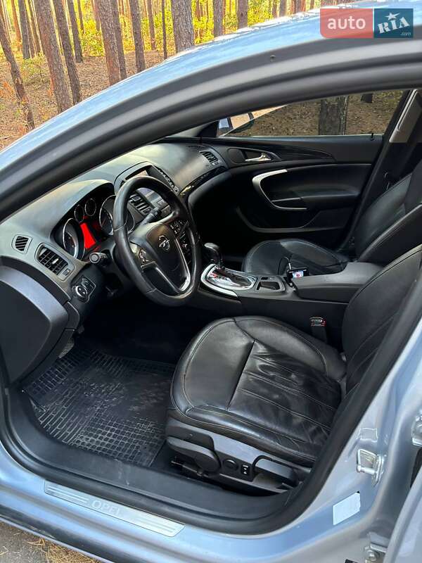 Седан Opel Insignia 2013 в Полтаве