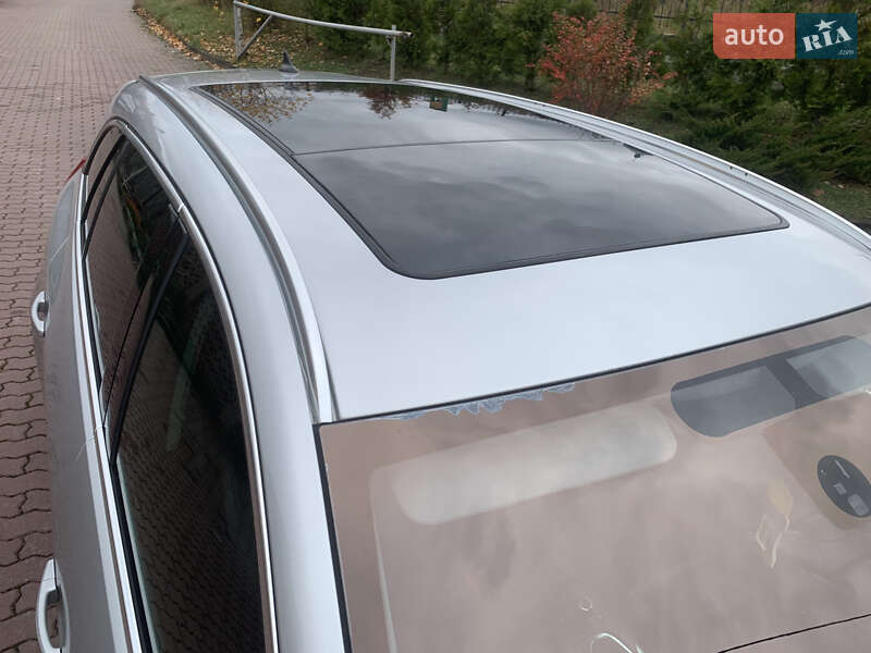 Універсал Opel Insignia 2011 в Чернівцях