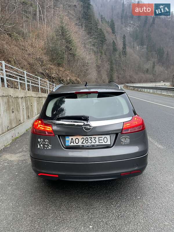 Универсал Opel Insignia 2009 в Ивано-Франковске