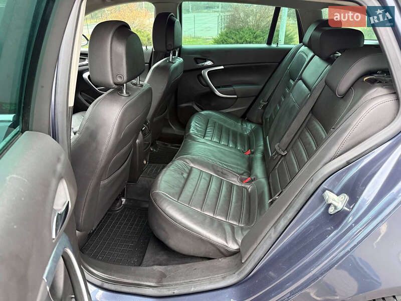 Універсал Opel Insignia 2009 в Києві