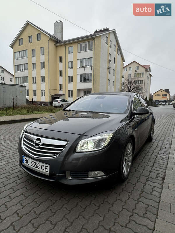 Лифтбек Opel Insignia 2009 в Сокале
